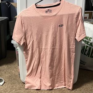Hollister Men's Light Pink Short Sleeve Tee